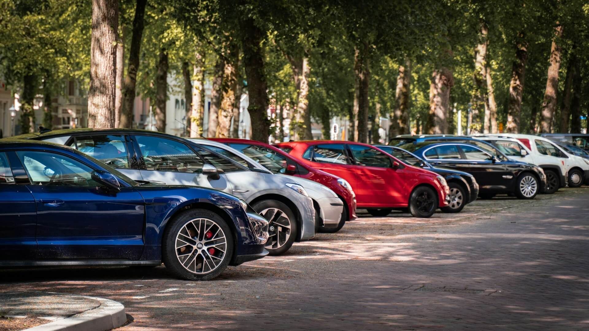 parking pod apartamentem na półwyspie helskim