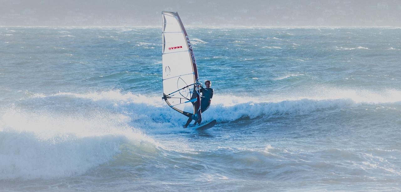 windsurfing