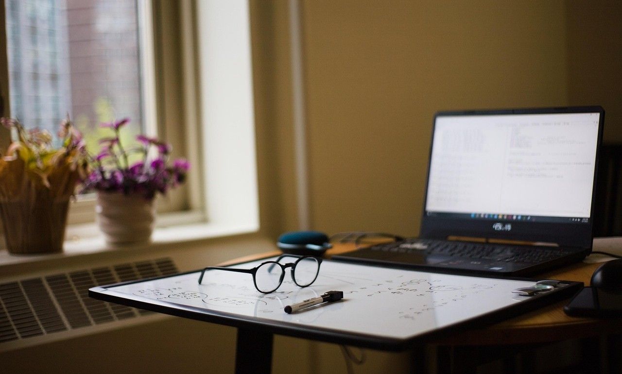 biurko, operator najmu