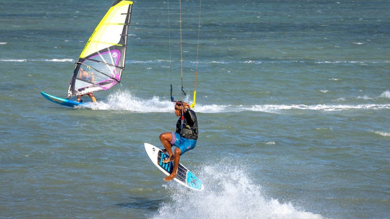 Kitesurfing i windsurfing na półwyspie helskim