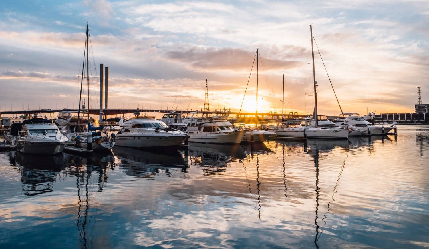 marina, jachty