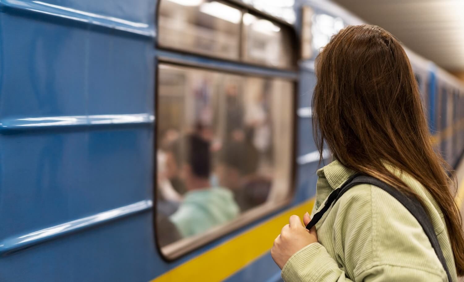 pociąg, dworzec, pociąg z Gdańska do Jastarni